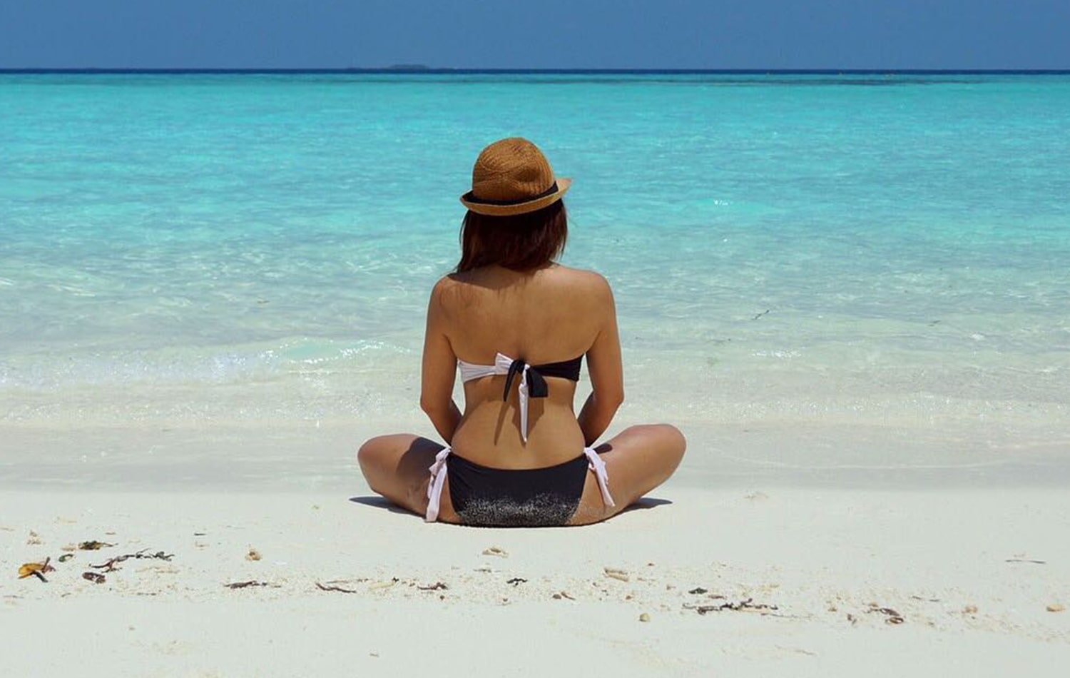 BBQ Lunch On Marimbani Sandbank