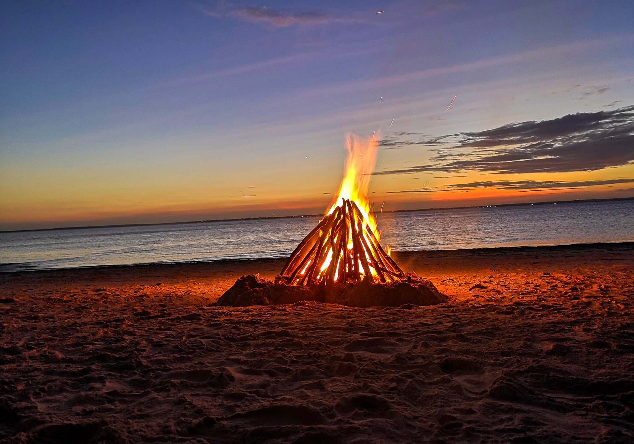 Sunset Vibes & Island Beats at Kae Funk Beach