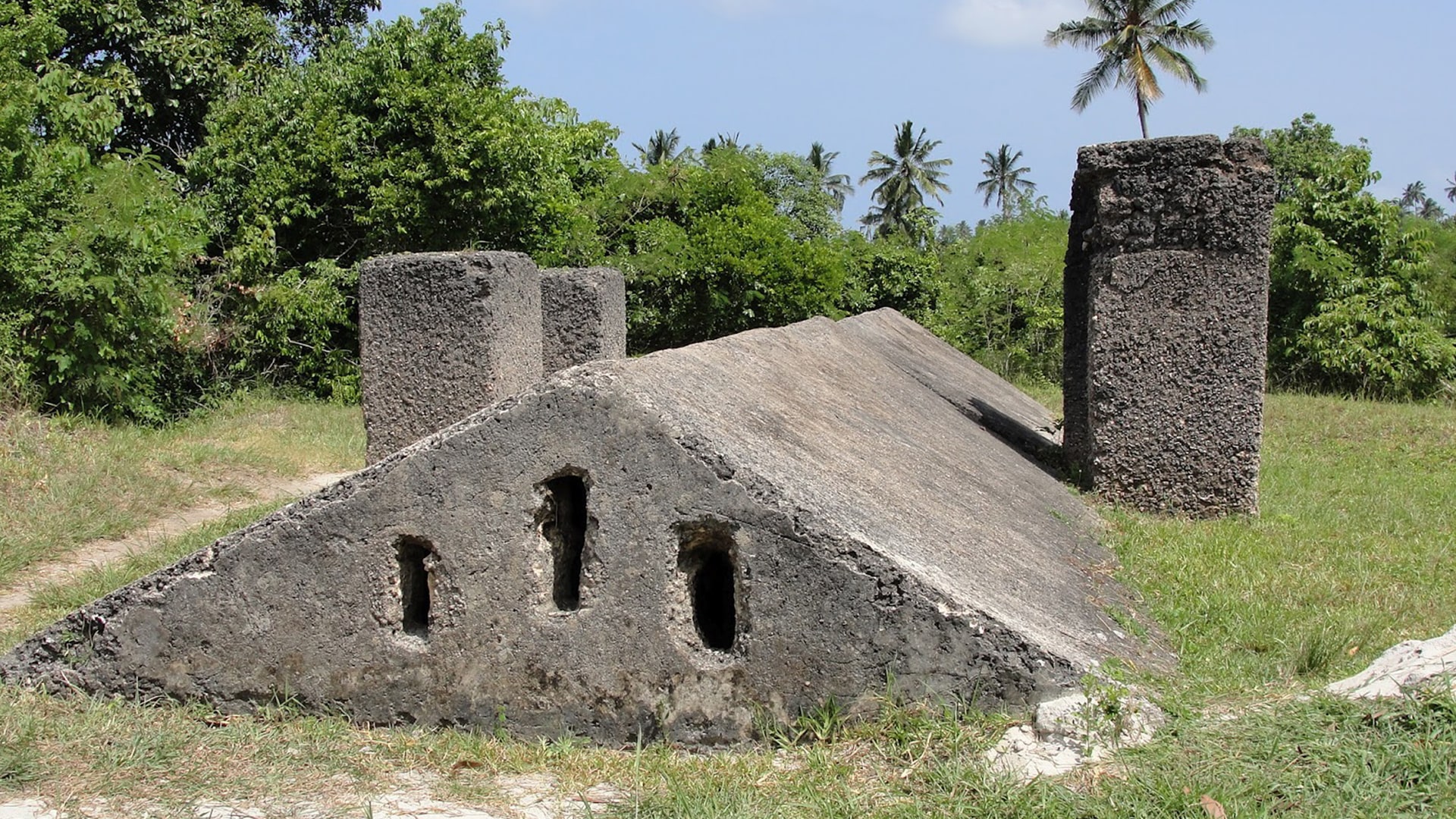 4 Days Unearthing the Forgotten Slave Routes of Zanzibar