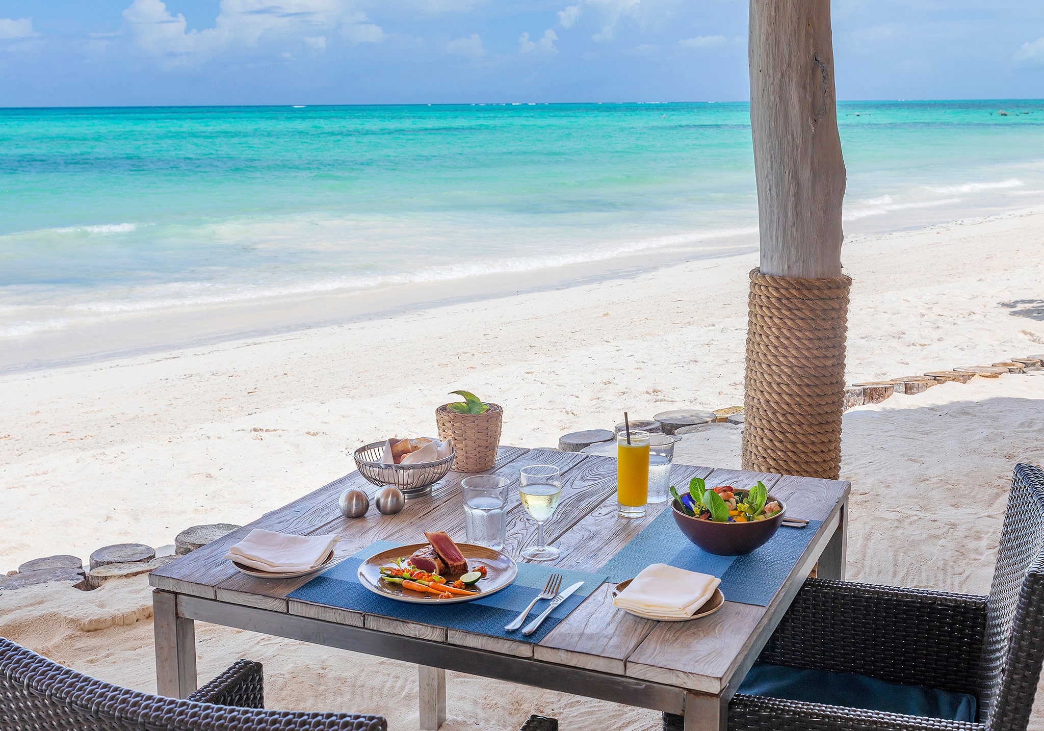 7 Days Sense The Beauty Of Powdery White Sands Of Zanzibar