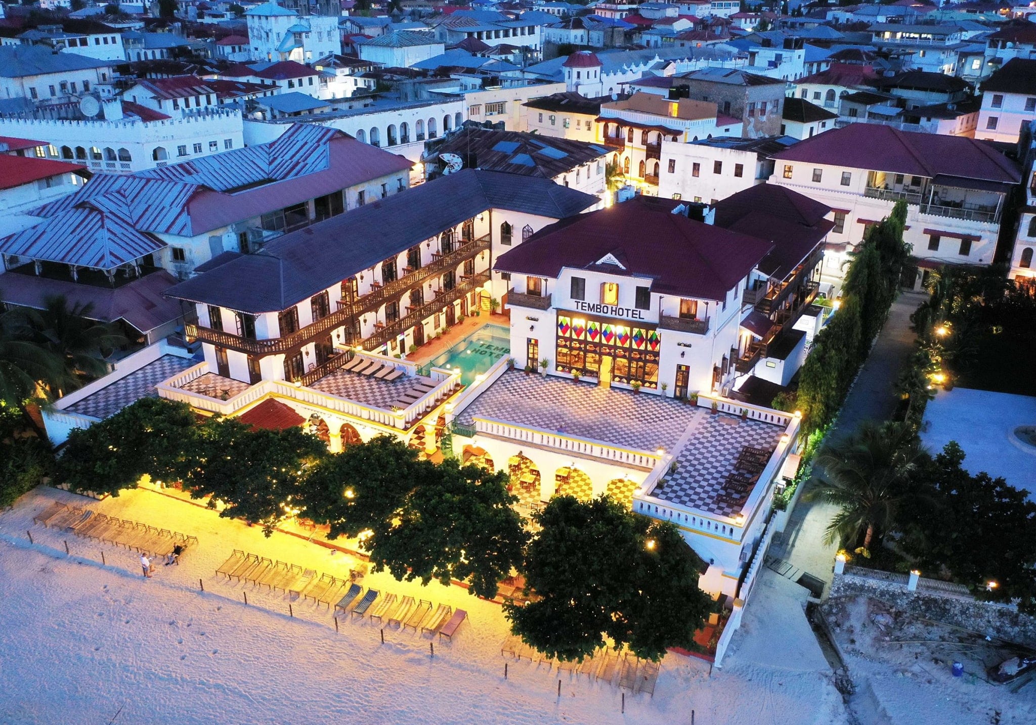 8 Days Affordable Holidays for Students with Exclusive Discounts