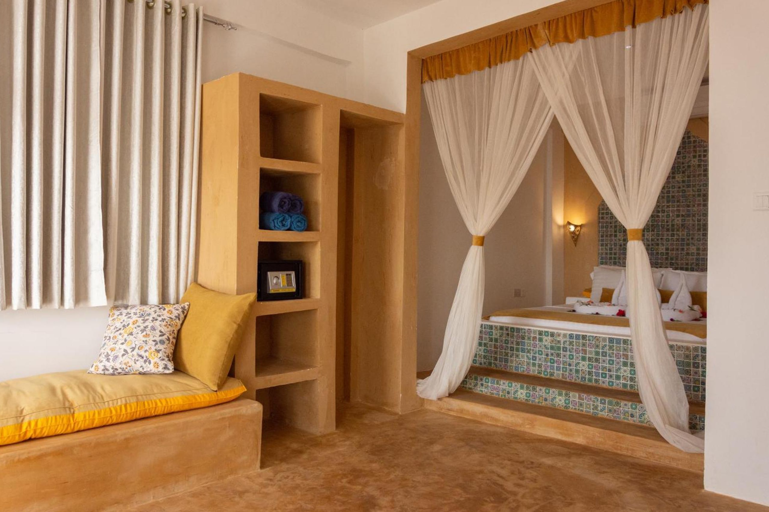 8 Days Affordable Holidays for Students with Exclusive Discounts