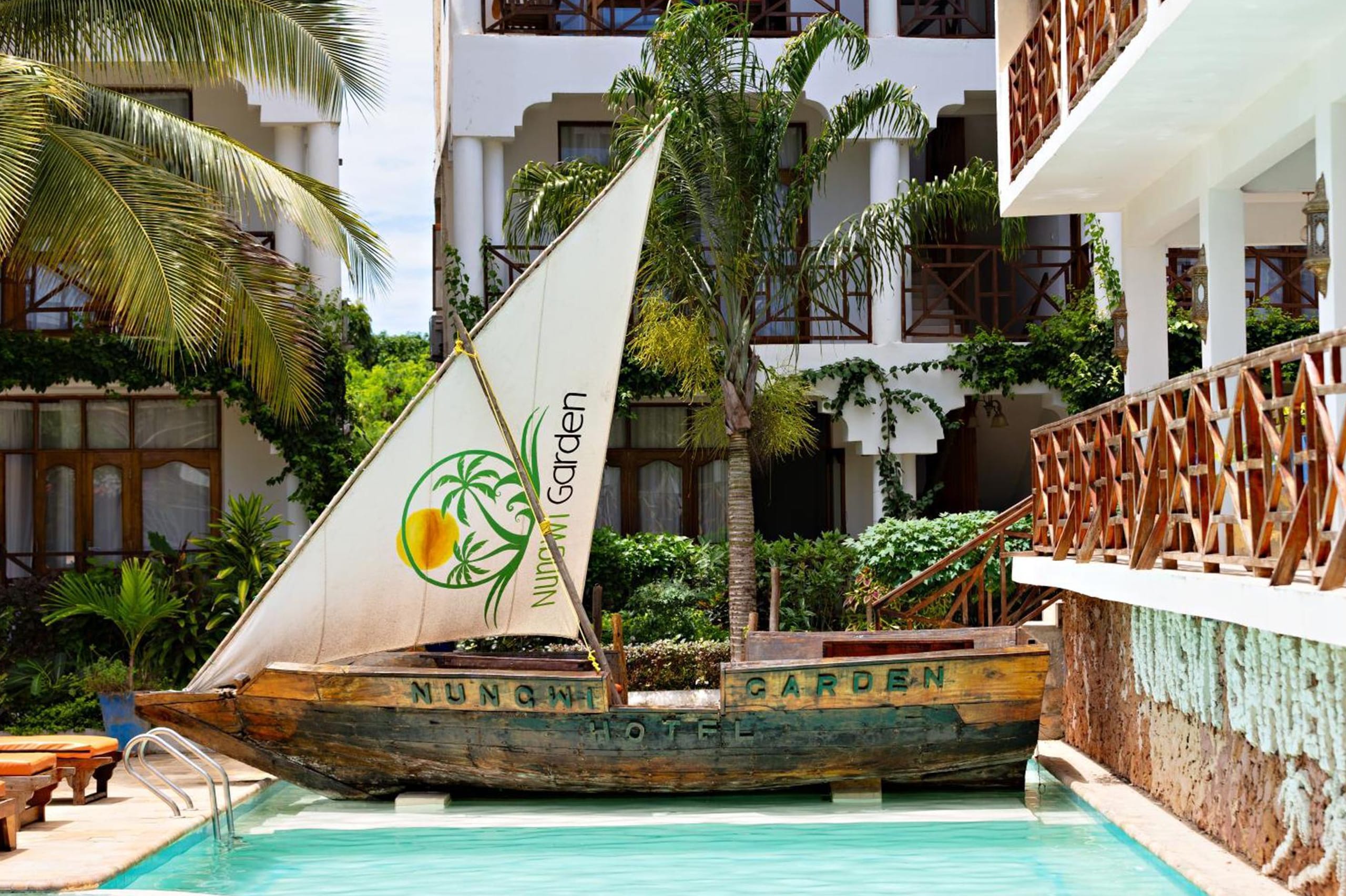 8 Days Affordable Holidays for Students with Exclusive Discounts