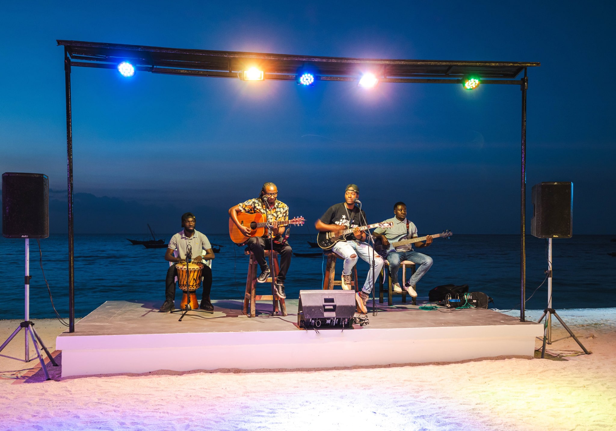 8 Days Combining Historic Stone Town and the White-Sandy Beaches of Nungwi
